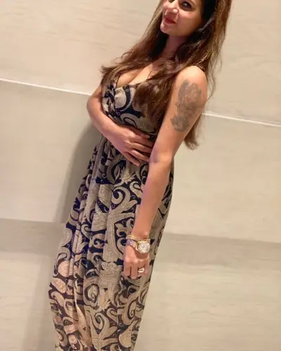 Melaghar Escort